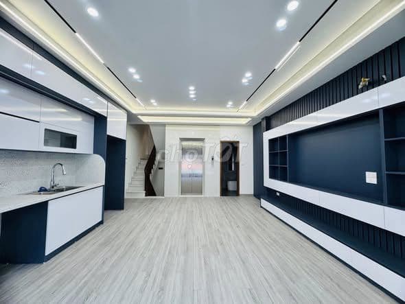 bán nhà mới thang máy Long Biên nhỉnh 11 tỷ - Ảnh 3