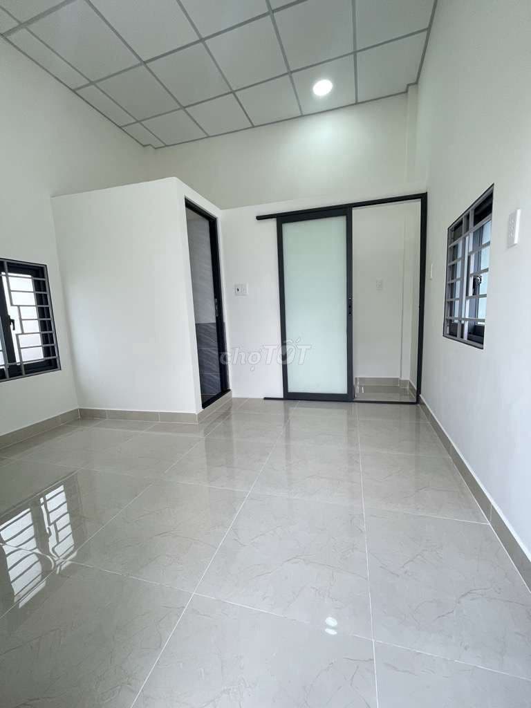 S=21m2(5.5x4),Giá 2.45 tỷ (tl),3 mặt thoáng,Hẻm Xe Hơi Nguyên Hồng - Ảnh 3