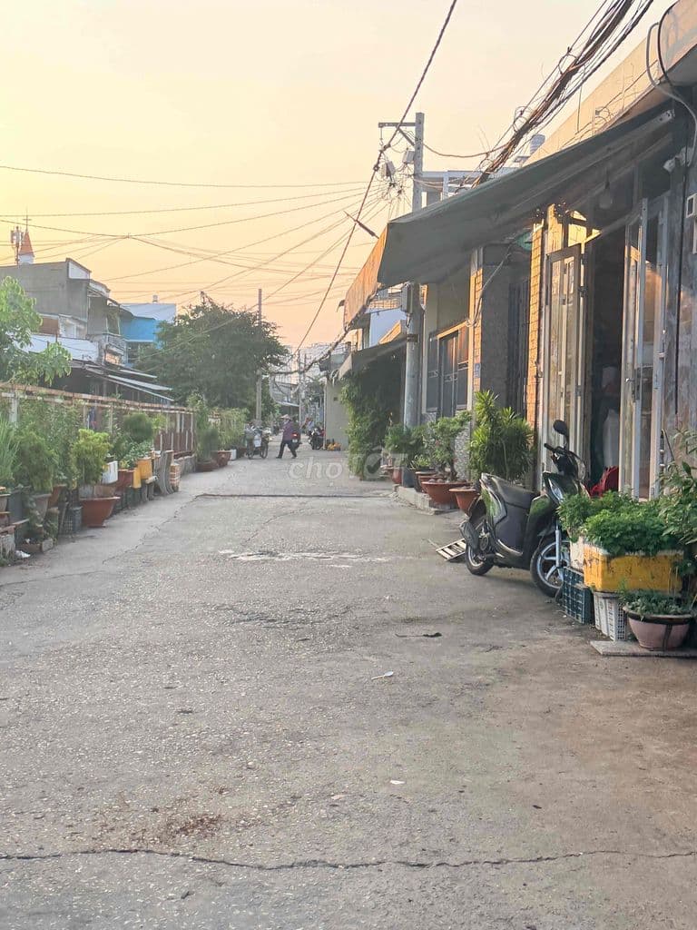 bán Nhà hẻm xe hơi ngủ trong nhà đường Nguyễn Văn Quá - Ảnh 2
