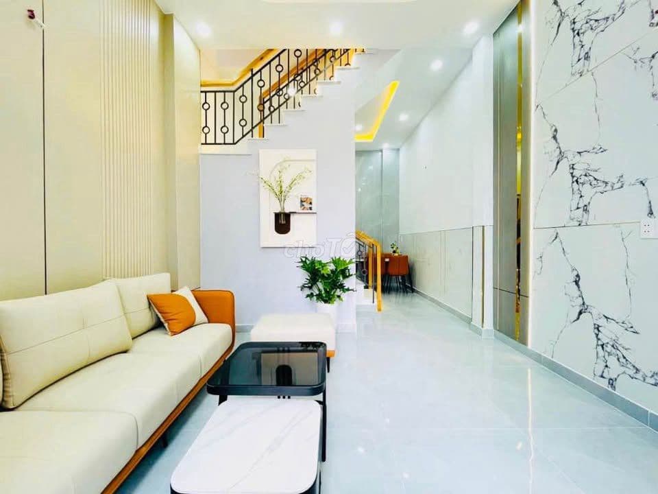 Nhà 4x7m Quận 12 ĐHT Gần Nhà hàng Cần Phong 2 Đứng Tên Trên Sổ