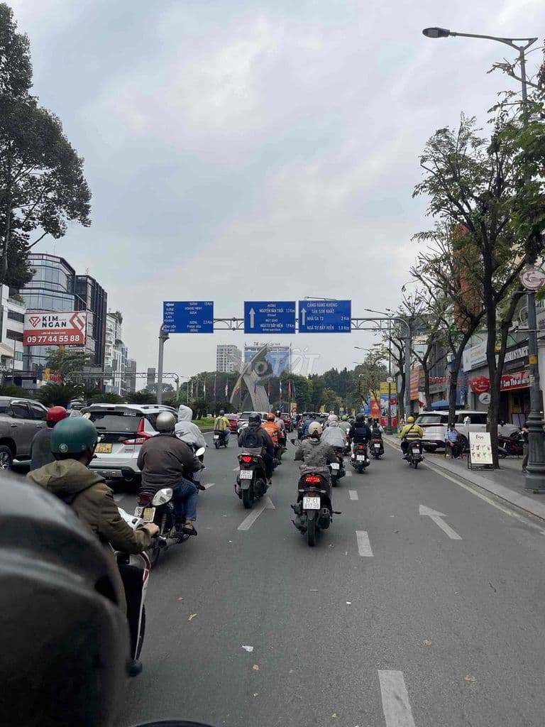 183m2(7x23)100tr/tháng Chdv 5 TẦNG chính chủ lâu đời - HẺM XE TẢI - Ảnh 2