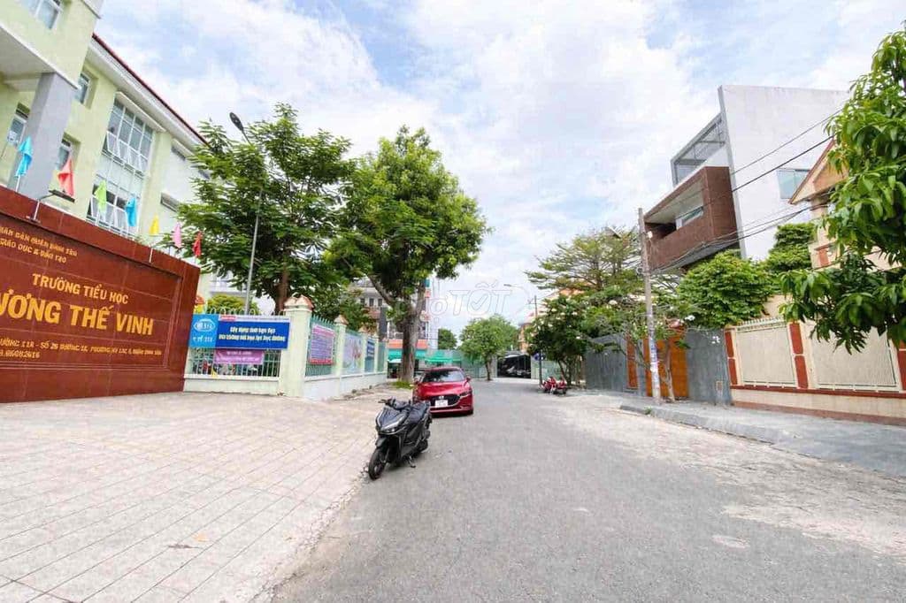 Biệt Thự Đẹp Khu Tên Lửa 3 tầng 8x21M Giá 23.8 tỷ Thương lượng - Ảnh 2