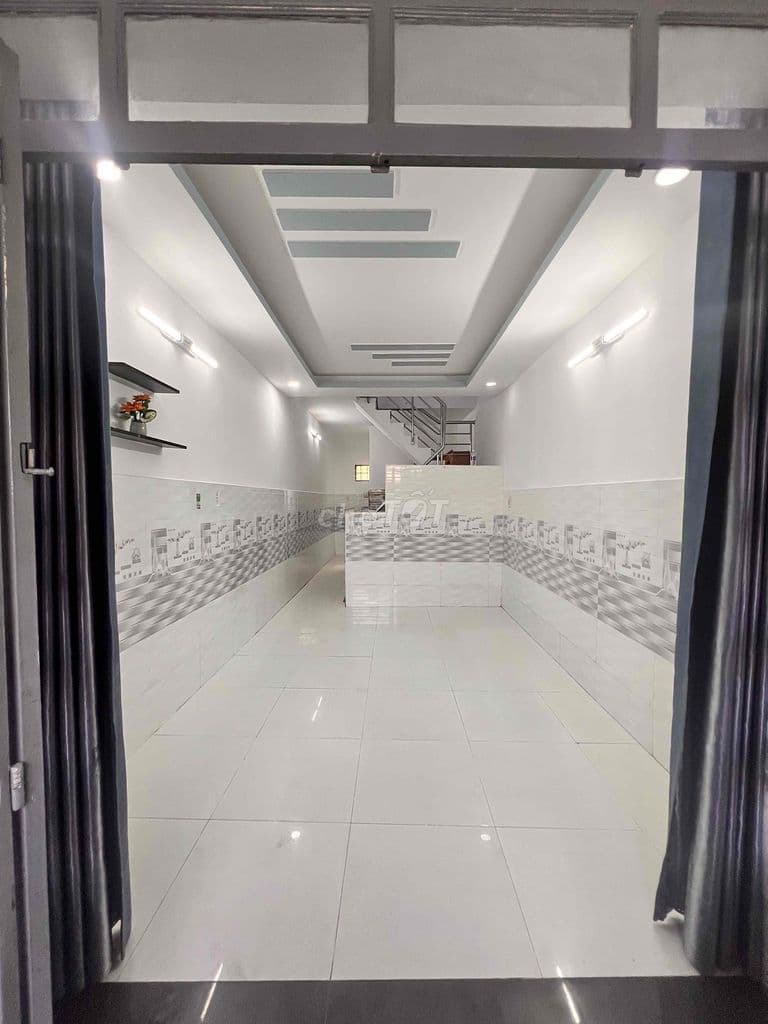 nhà 1 trệt 1 lầu Thạnh Lộc hẻm rộng - Ảnh 3