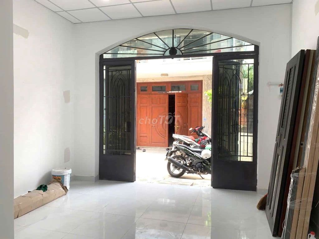 Cần Bán gấp nhà P TTN Q12 .DT 4x16,5 .1 trệt 1 lầu 2PN 2WS - Ảnh 2