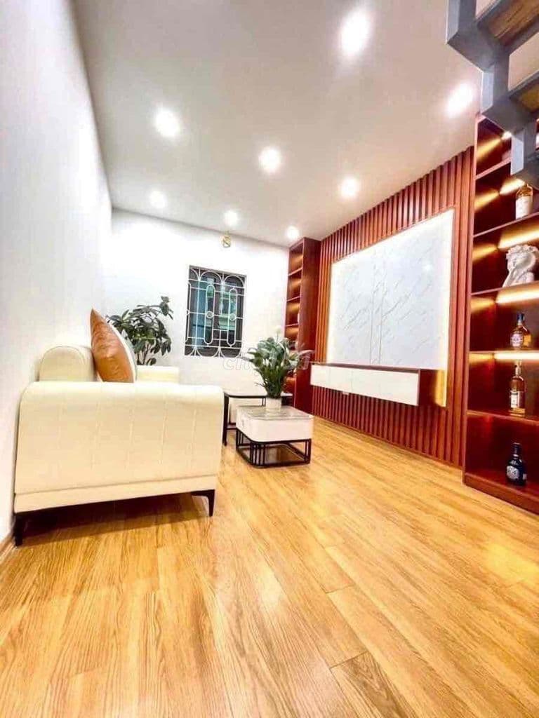 Chủ hạ giá sâu TT Khương Trung,3PN full nội thất, 2 thoáng,ô tô tránh