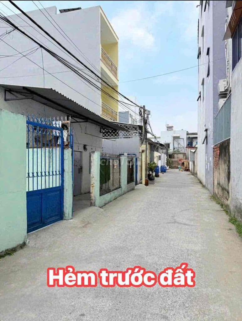 Bán Đất Dt: 6,3 x 34 Hẻm Xe Tải gần chợ Tăng Nhơn Phú B, Quận 9 11tỷ