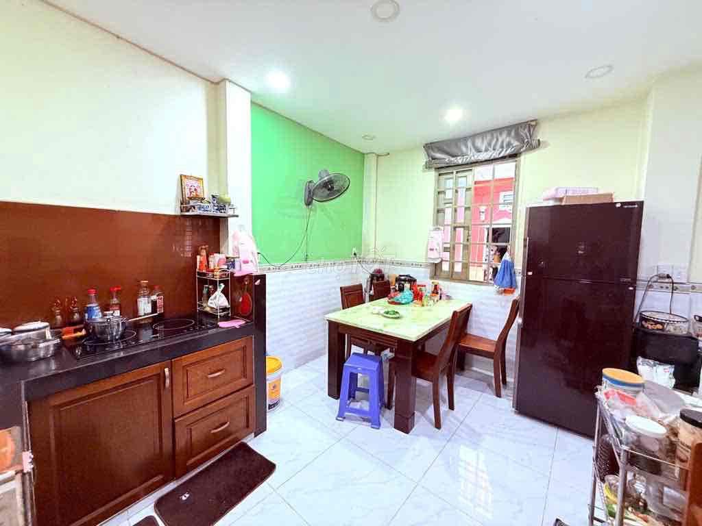 HIẾM TÔ KÝ - CHỢ CẦU Quận 12 - Ô Tô đỗ cửa - 2 TẦNG 3PHÒNG - SÁT EMART - Ảnh 3