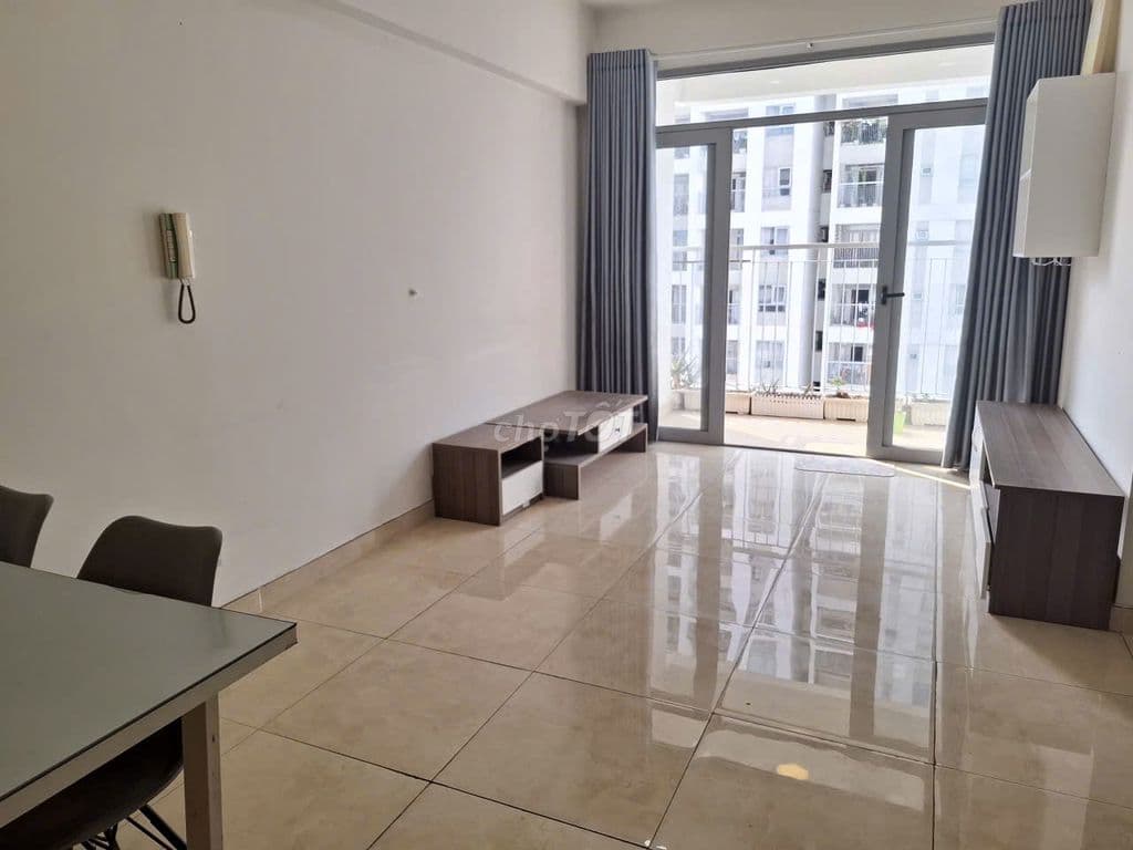 Luxgarden Q7, 76m 2PN - Sổ hồng sẵn ở nhà - Giá 3ty800 ( thương lượng)