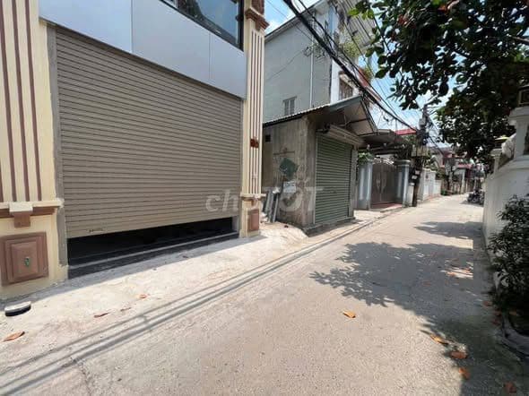 bán nhà mới đẹp Nhị Khê tiềm năng kinh doanh