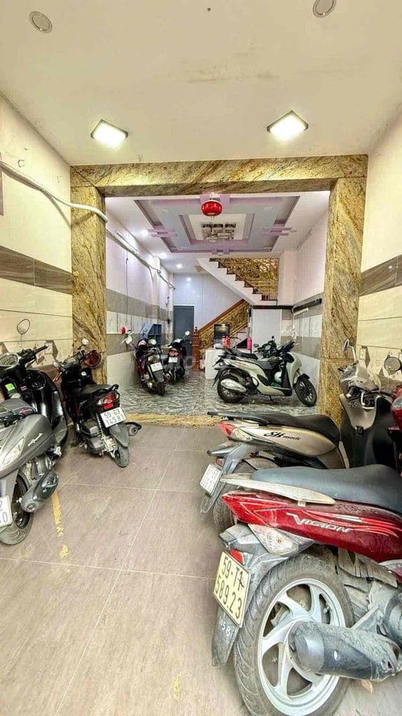 🏡 CHDV 5 TẦNG – THU NHẬP 50TR/THÁNG – MẶT TIỀN NGUYỄN VĂN CÔNG, GẦN SÂ - Ảnh 2