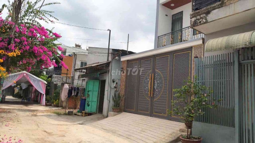 ĐẤT 5X24M GIÁP NGUYỄN VĂN BỨA, HÓC MÔN, SHR CHỈ NHỈNH 3 TỶ