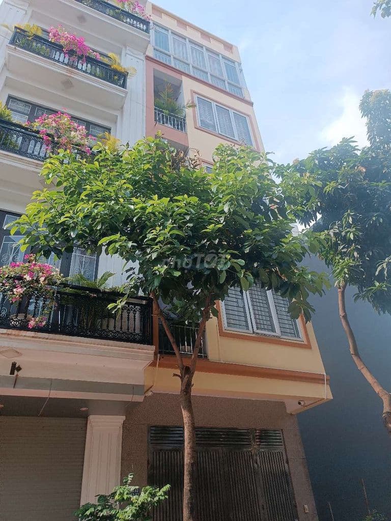 Dương Nội Aeon mall 5 tầng 45m2- ôtô đỗ cửa. có 7,3 tỷ