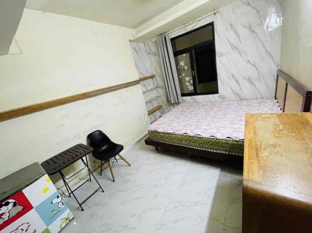 P 4.5tr giảm còn 3,7tr full NT , gần Phú Mỹ Hưng