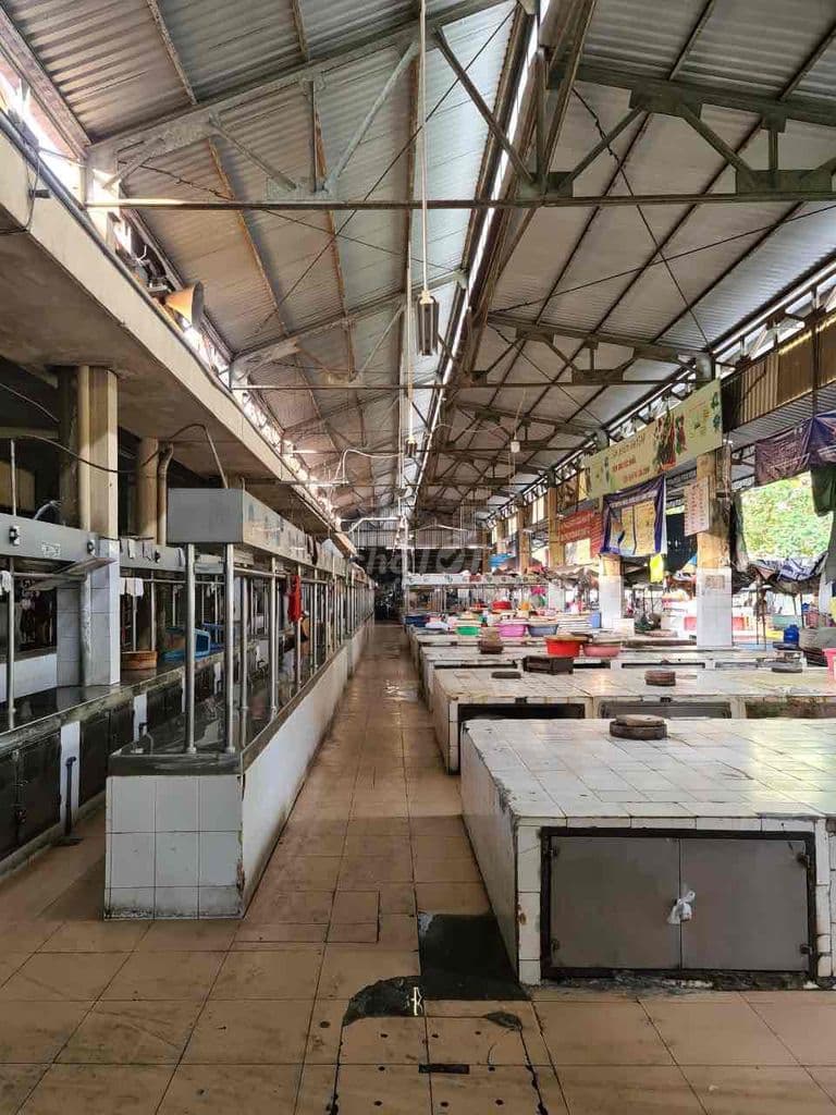 SANG SẠP THỊT HEO CHỢ BÀU CÁT CHỈ 50TRIỆU NGUYỄN HỒNG ĐÀO P14 TÂN BÌNH - Ảnh 2