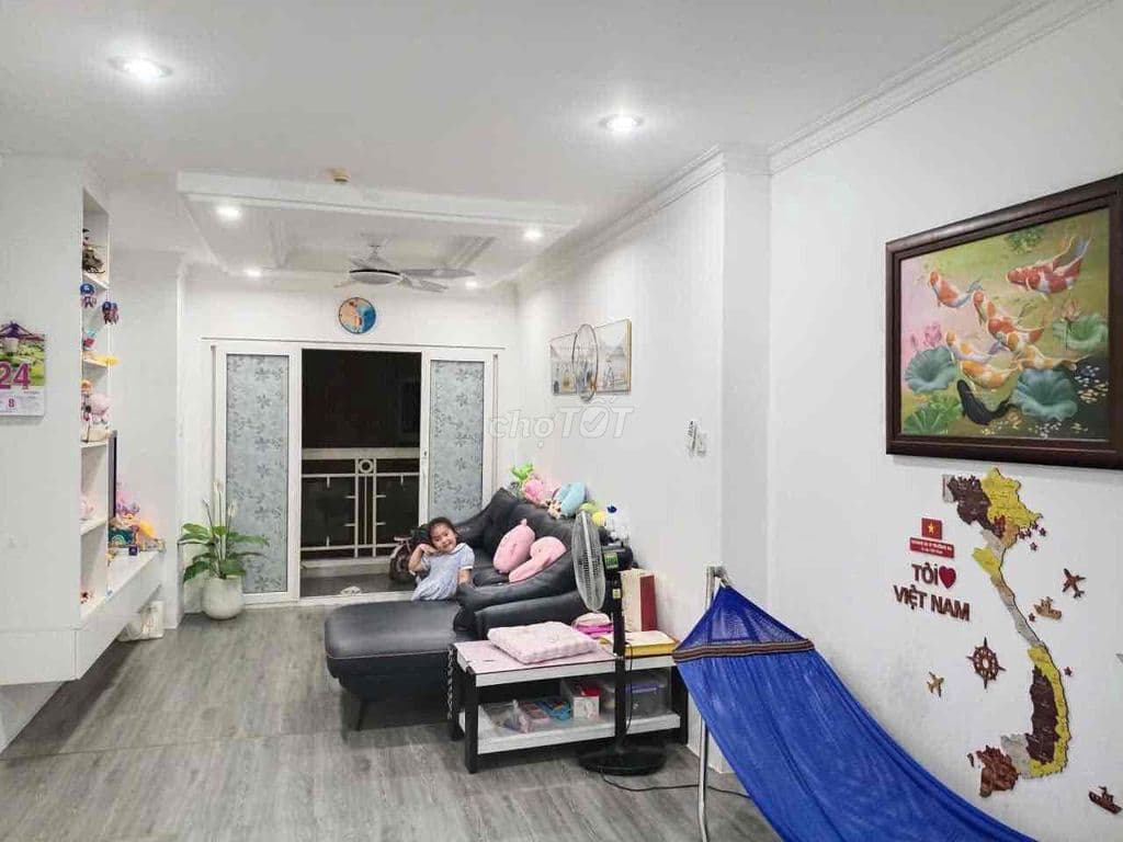 bán căn hộ 90m chung cư Phúc yên . sổ hồng 4 tỷ nhà đẹp