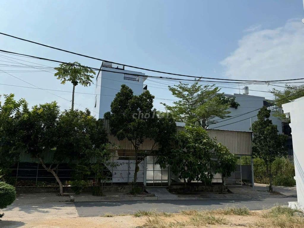 CHÍNH CHỦ,NCẤP 4,LÔ GÓC 2 MT,CHỢ BÀ CHỒI,SÁT NGUYENVANTAO 5Ty7.TL mạnh - Ảnh 3