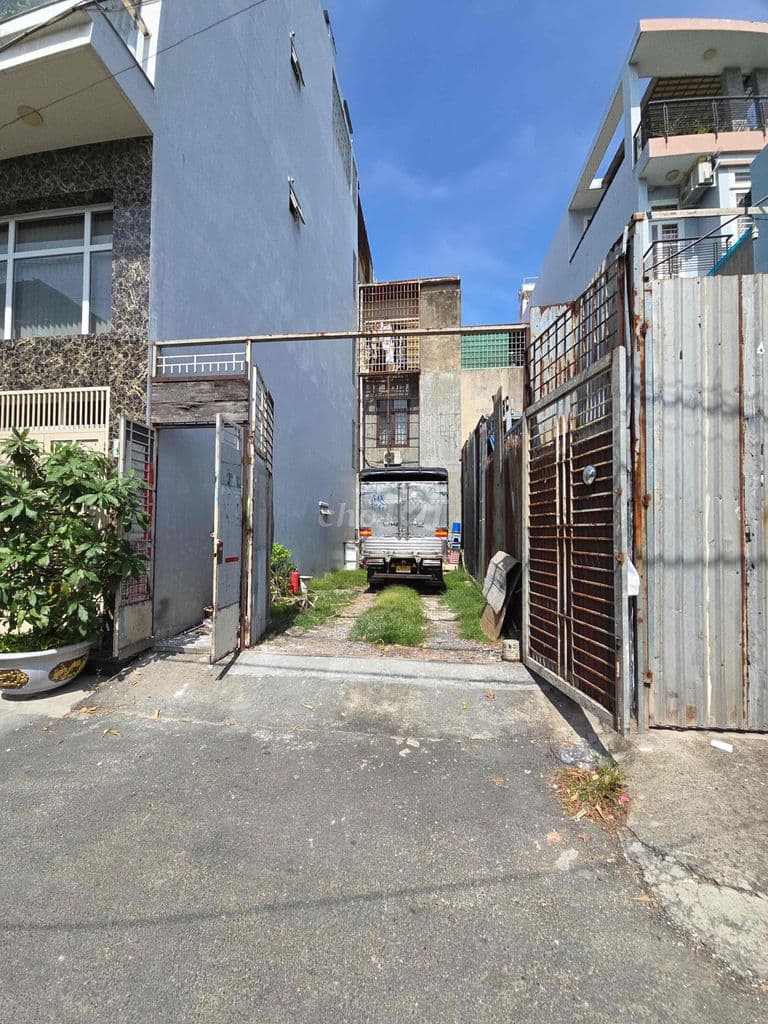 MẶT TIỀN 65m2 GỐC PHẠM VĂN ĐỒNG VÀ PHAN VĂN TRỊ