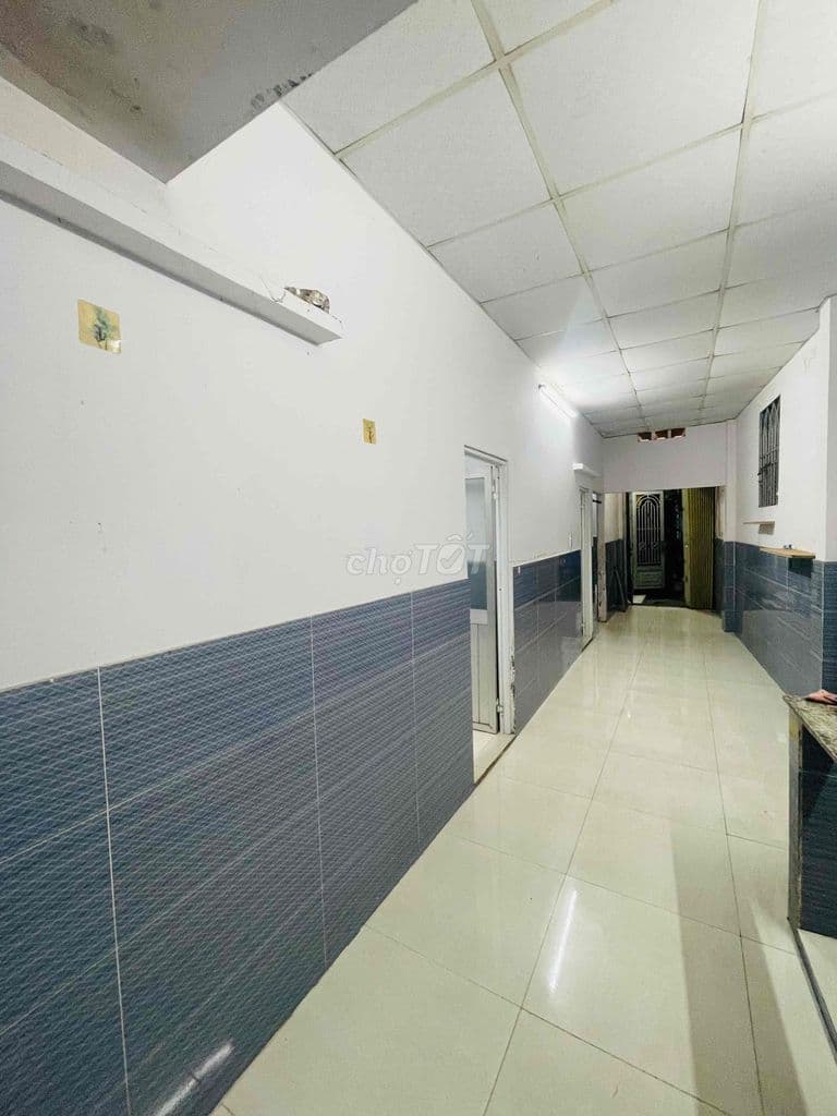 Bán nhà cấp 4 DT 62m2 hẻm xe hơi gần Lê Văn Việt Q.9. Giá 1tỷ8 - Ảnh 3