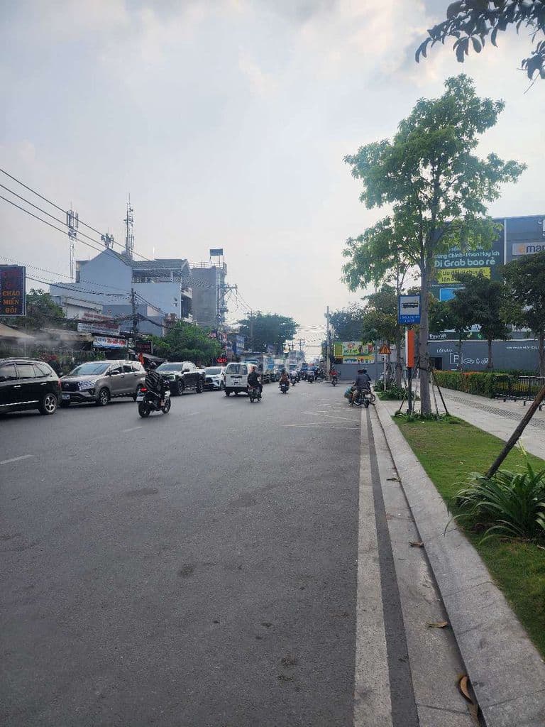 NHÀ NGAY QUANG TRUNG PHẠM VĂN CHIÊU 50M2 CÓ 2 TẦNG