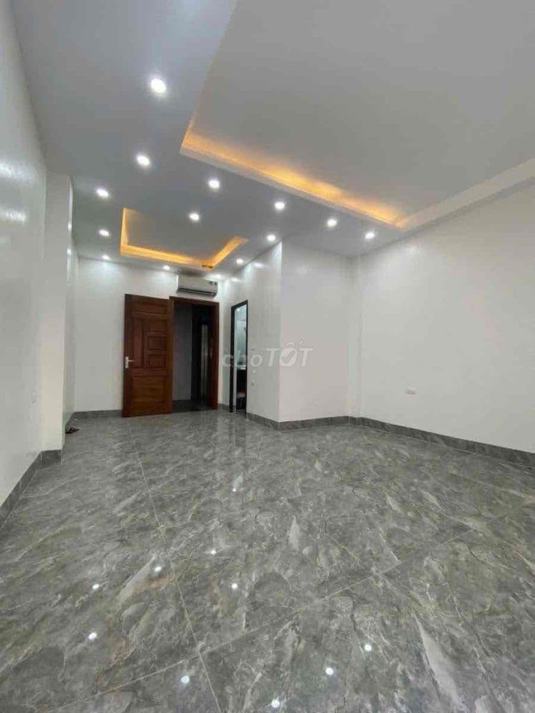 HOÀNG QUỐC VIỆT - CẦU GIẤY HƠN 17tỷ KINH DOANH , OtO - Ảnh 2