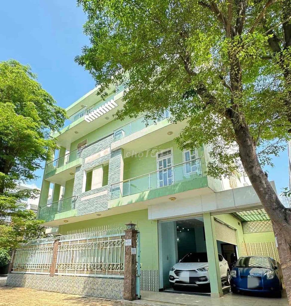 CĂN GÓC BIỆT THỰ 6B INTRESCO - 157,5M2