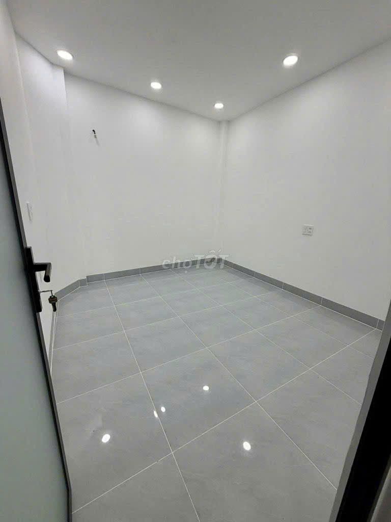 HẺM OTO 6M - DTSD 51M2 SƯ VẠN HẠNH Q.5 - NHÀ ĐẸP 3 TẦNG GẦN WINDSOR - Ảnh 2