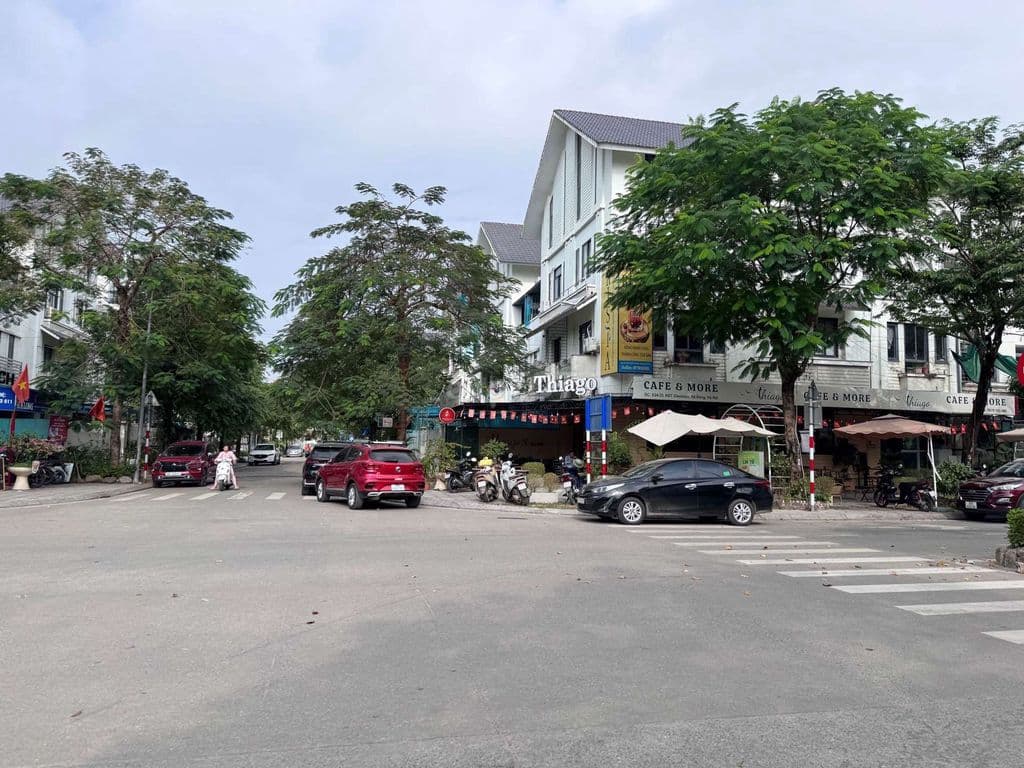 Biệt Thự Gleximco Lê Trọng tấn 160m 4T mt8m khuD vị trí đẹp,KD,an sinh