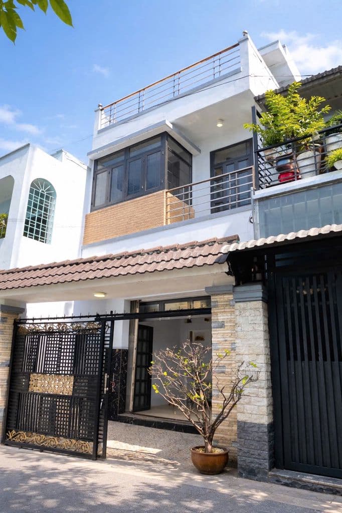 Nhà Đẹp Kiên Cố Hẻm Xe Hơi 1074/ Tỉnh Lộ 10, 4.9x15 , 2.5 Tấm, 5.89 Tỷ - Ảnh 2