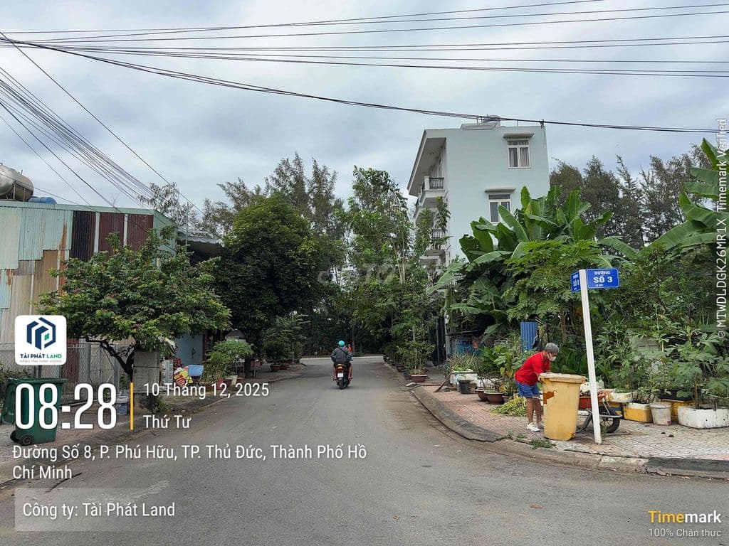 Kẹt tiền cần bán gấp nền 114m2 ngang 6 gần đường Liên Phường Q9