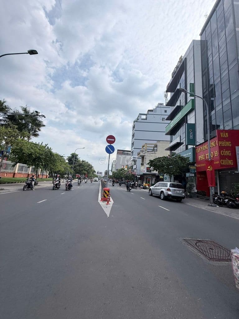 Mặt tiền đường Phú Thọ Hòa, giá 13,5 tỷ - Ảnh 3