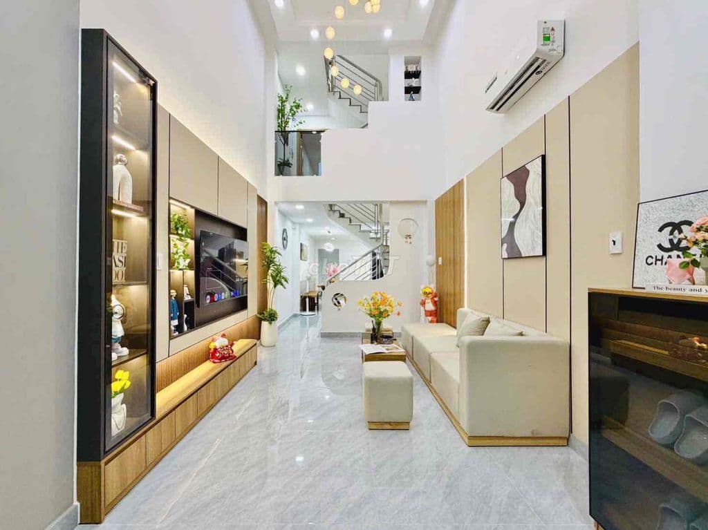 NHÀ BÁN HẺM XE HƠI - XÂY MỚI 57m2 - PHẠM VĂN CHIÊU - 3 TẦNG - 6.x TỶ - Ảnh 2