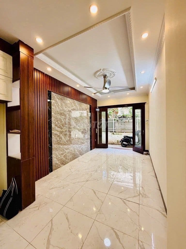 Bán nhà ngõ 353 phố bát khối, P. Long biên, Quận long biên.