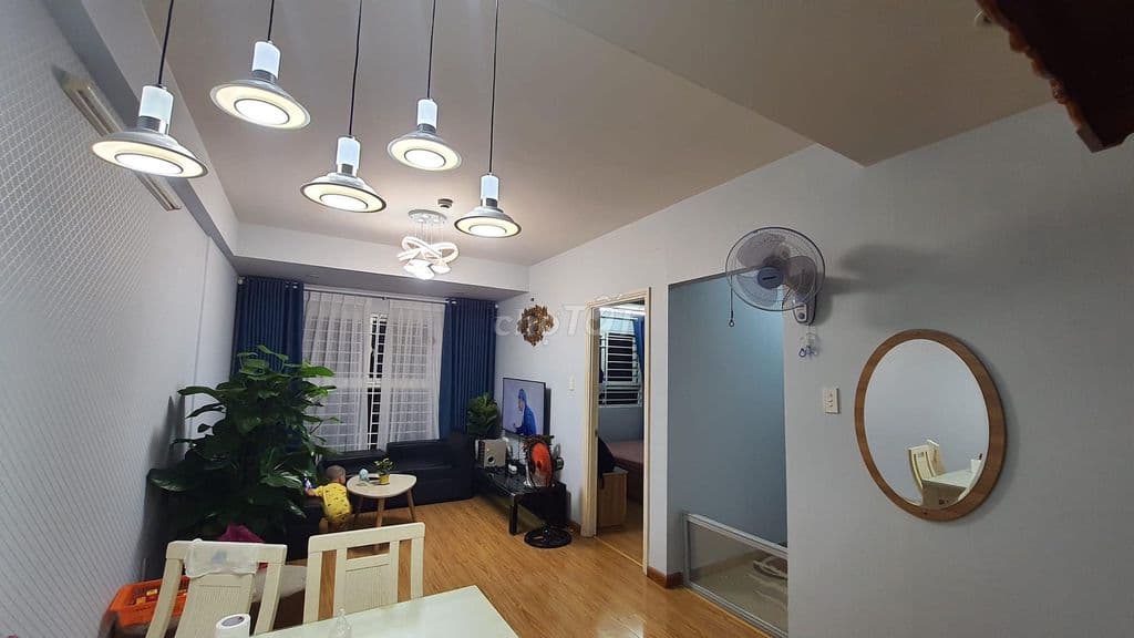 BÁN CĂN GÓC A9 EHOME 3 GIÁ 2,75 TỶ FULL NỘI THẤT