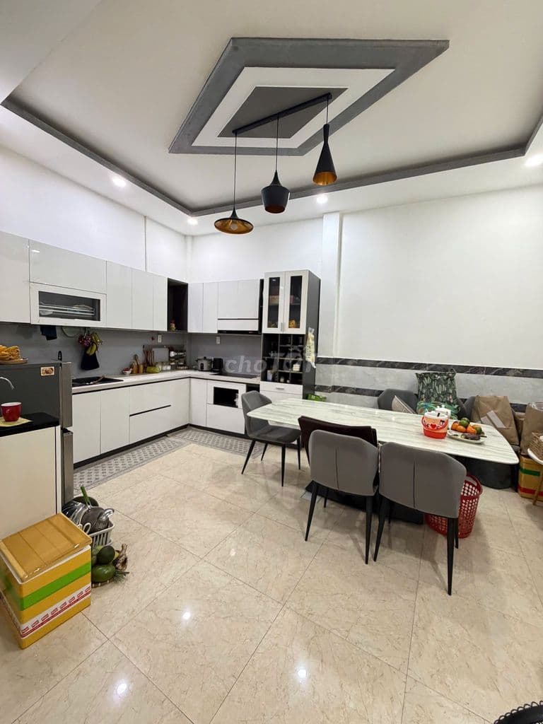 Nhà 1 trệt 1 lầu 4x13 Tỉnh Lộ 10 ngay khu TÊN LỬA - Ảnh 2