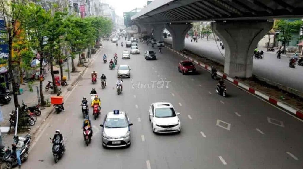 Bán nhà mặt tiền Minh Khai