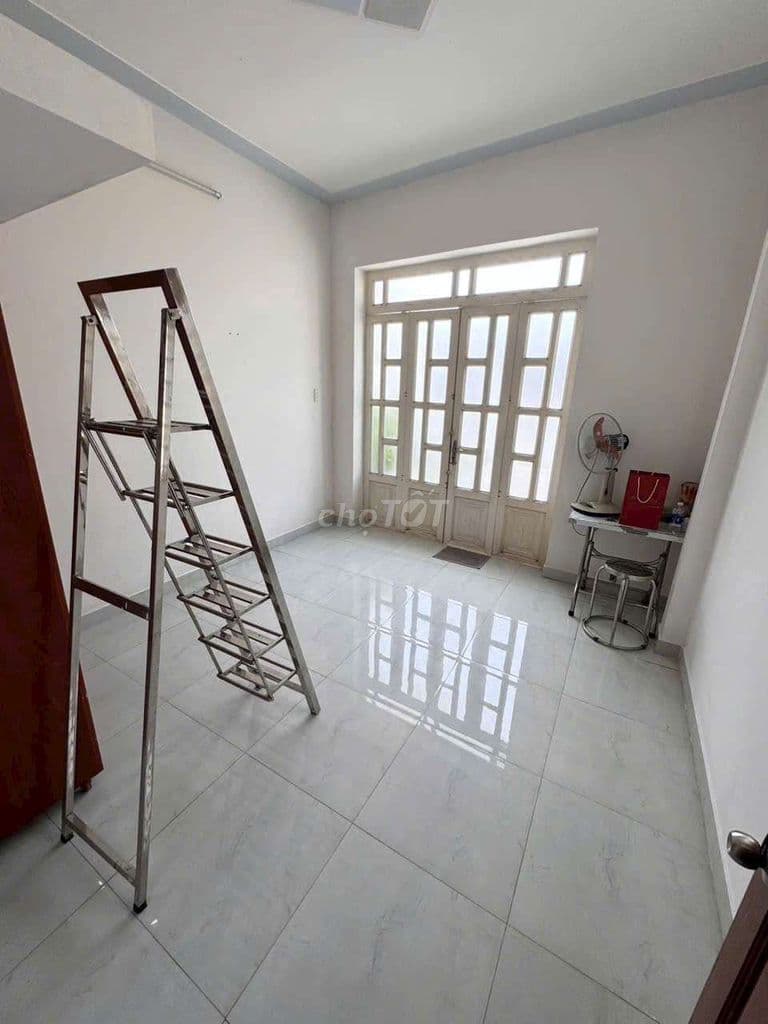 Bán gấp nhà 3 lầu hẻm xe hơi Mễ Cốc Quận8 - Ảnh 3