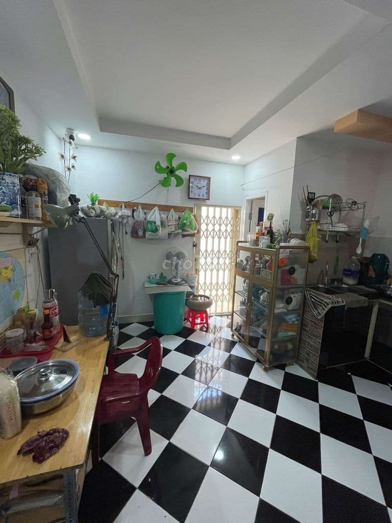 Bán nhà Lê Trọng Tấn, 52m², 4x13m, 3 Tầng, 3 PN, Giá chỉ hơn 3 tỷ - Ảnh 2