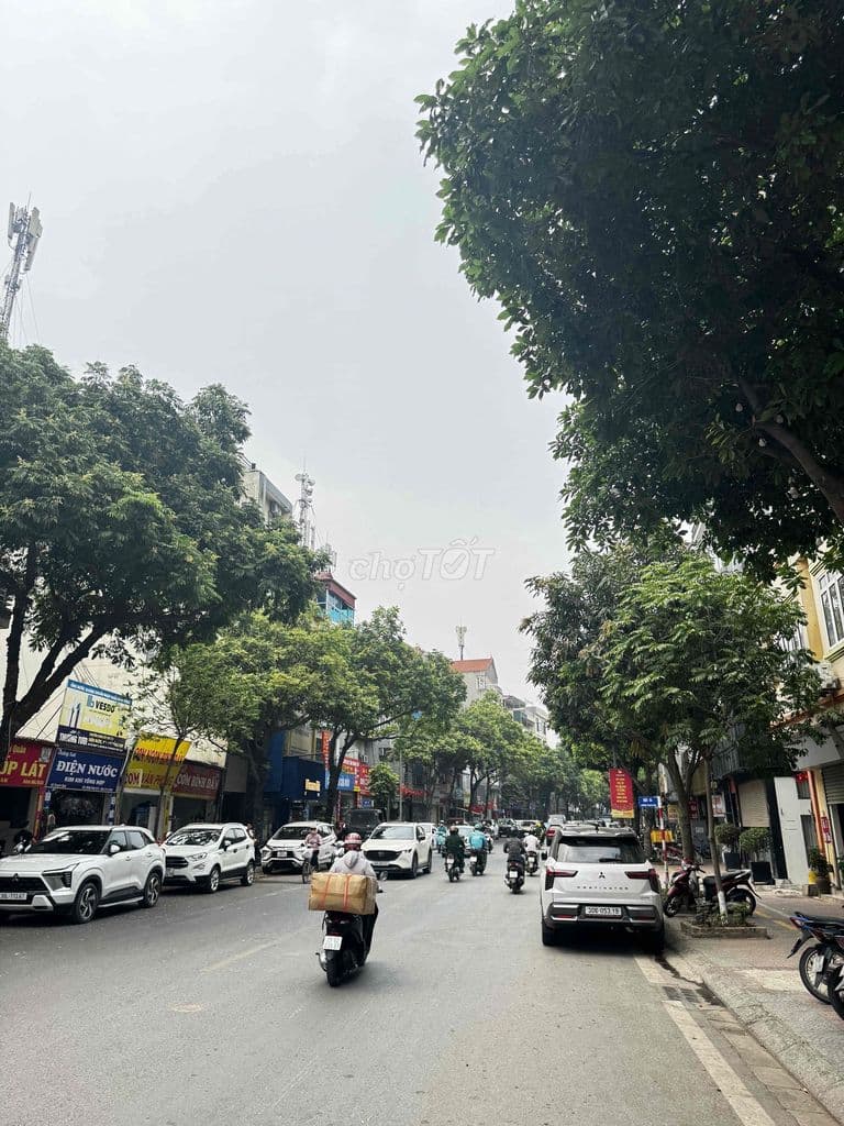 ĐẤT PHỐ THẠCH BÀN – 168M – MT 11M – GIÁ 110TR/M2 Ô TÔ TRÁNH – KINH DOA - Ảnh 2