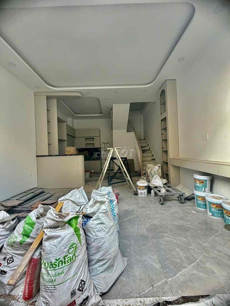 BÁN NHÀ XÂY MỚI 100% HUỲNH TẤN PHÁT NB SÁT QUẬN 7 DT 5X9M GIÁ 5 TỶ 390 - Ảnh 2