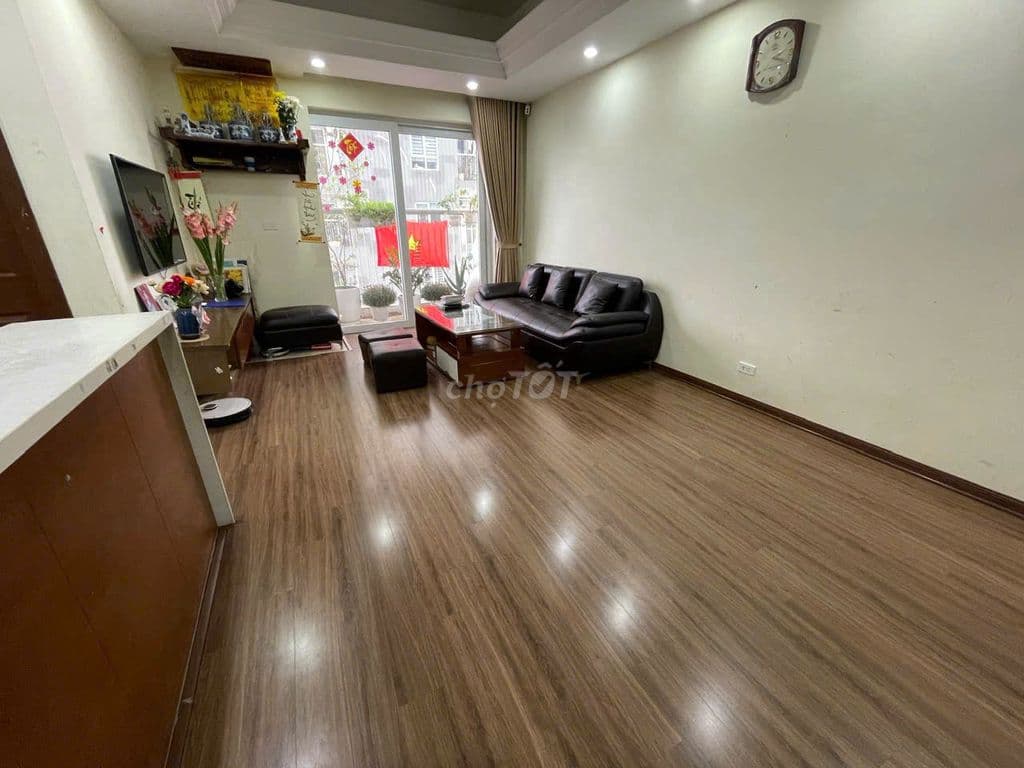 CC Thông Tấn Xã VN, Hà Nội, căn 3PN 96m2 sổ đỏ 7,6 tỷ, đủ nội thất
