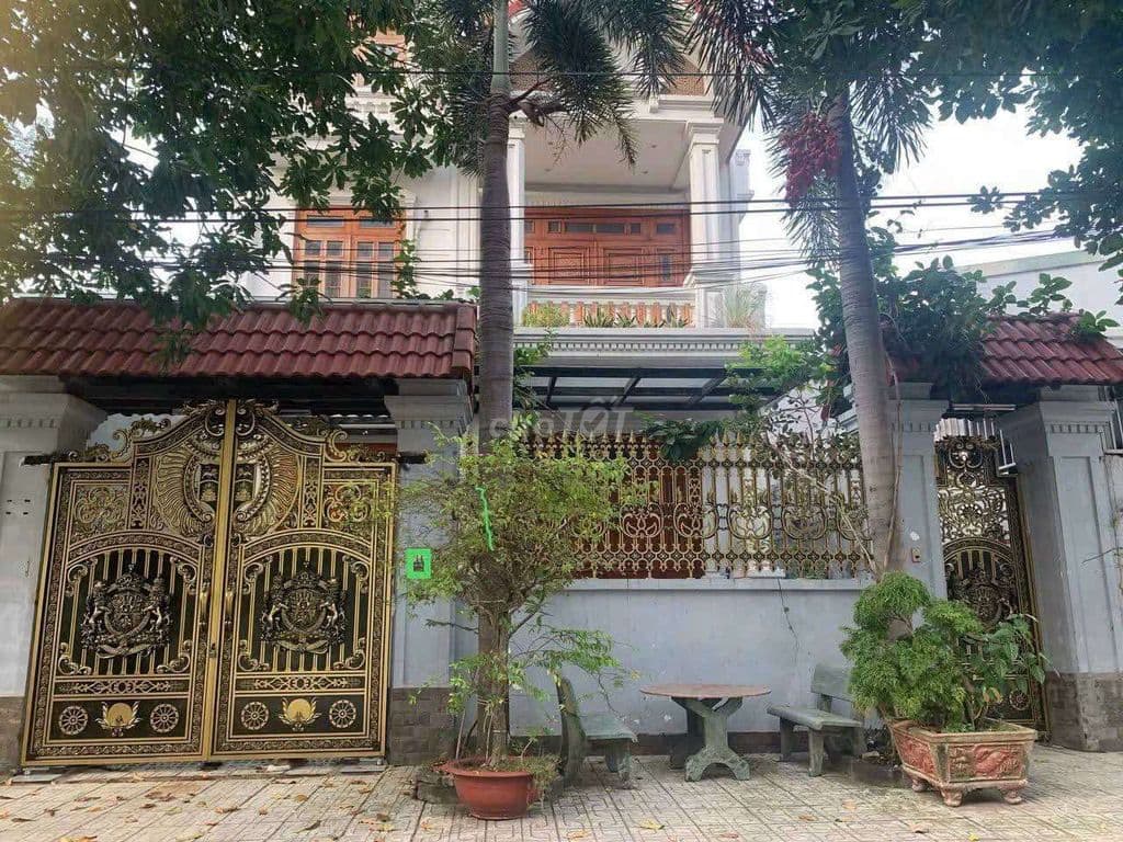 Biệt thự 10m x 20m. 3 tầng MT đường 30m Khu Biệt Thự Phú Nhuận - Ảnh 2