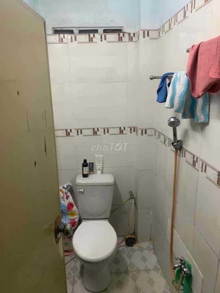 BÁN NHÀ CẤP 4 – VỊ TRÍ ĐẸP ĐƯỜNG ĐINH PHONG PHÚ 🔥 Diện tích: 90m² (nga - Ảnh 3