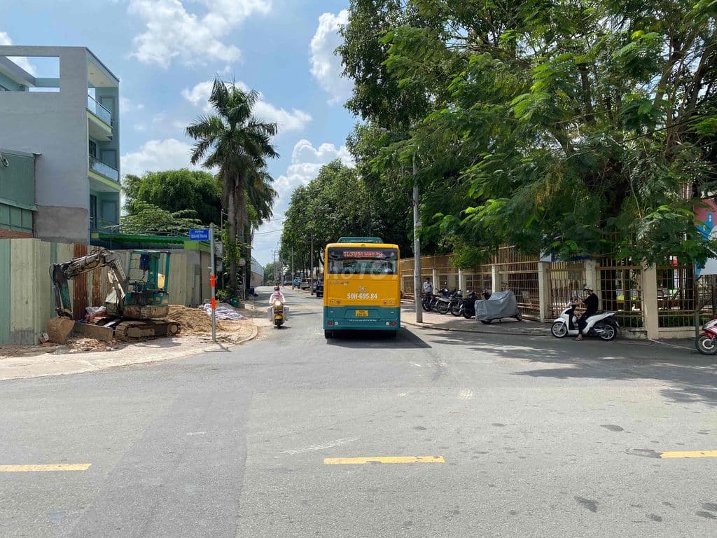 2.95 tỷ - 58m2 ( ngang cực đẹp 5.2M ) sổ vuông Gần trường Hoa Lưu - Ảnh 2