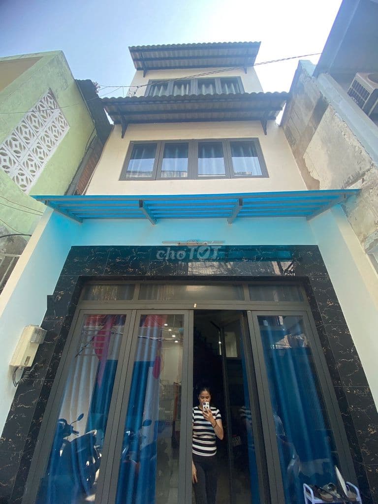 BÁN NHÀ HXH 463B CMT8, DT: 4X15M 2 TẦNG 3PN CỰC HIẾM CHỈ NHỈNH 8 TỶ