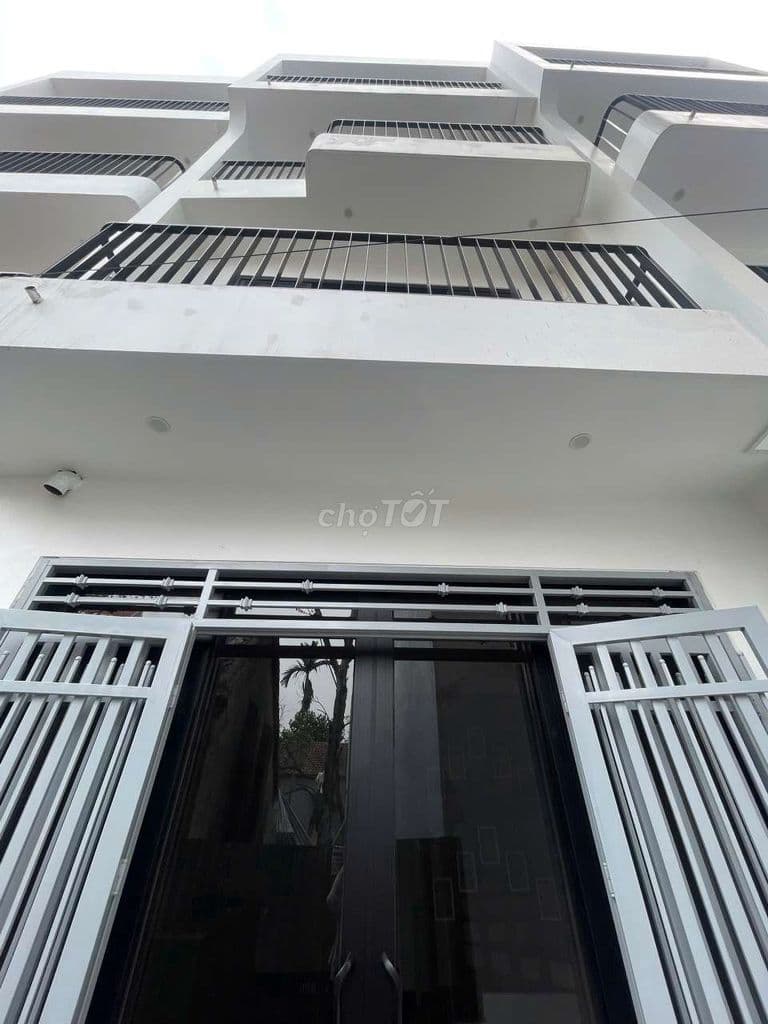 Chính chủ bán nhà mới xây gần hồ điều hòa Yên Nghĩa - Ảnh 2