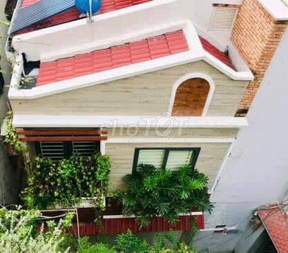 Bán nhà 2 tầng 30.6m2 - Lê Văn Sỹ - Huỳnh Văn Bánh, P.13, Phú Nhuận