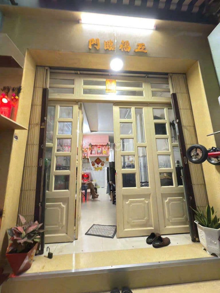 cần bán gấp 6 tỷ 980 triệu còn tl ,chính chủ 2 mt sau dãy mt tạm - Ảnh 2