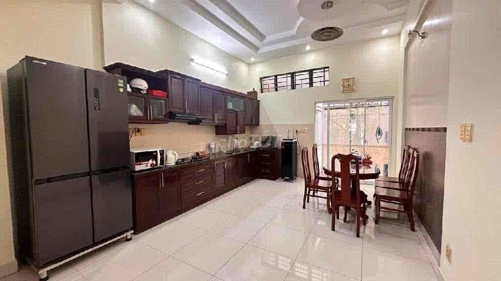 Nhà 4 Tầng đối diện Topazcty mặt tiền đường khu dân cư Cao Lỗ P4 Q8 - Ảnh 2