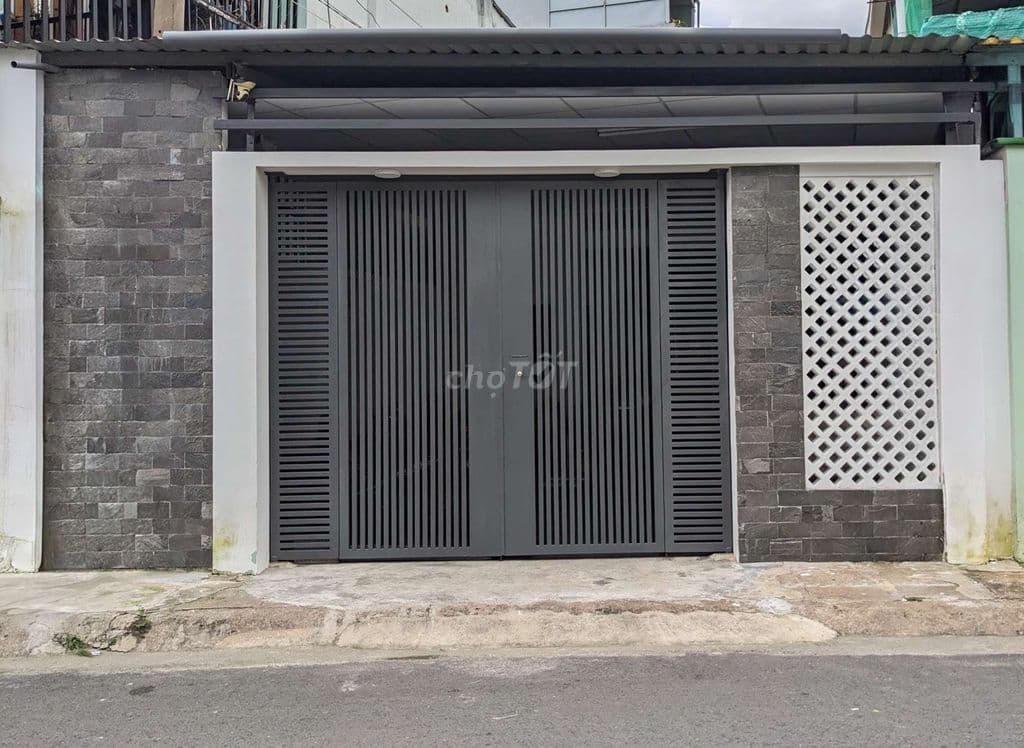 Siêu Phẩm Ngang 6.1m Mặt Tiền Đường 379 - Kinh Doanh Đa Ngành