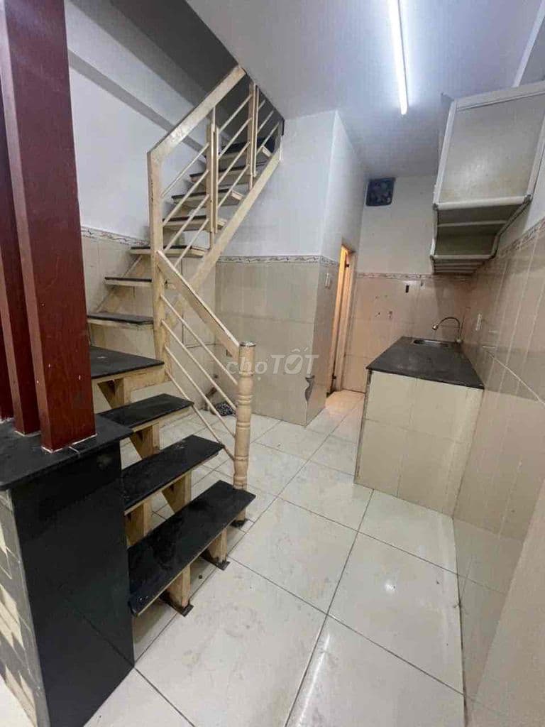 NHÀ NHỎ PHƯỜNG HẠNH THÔNG NGAY BỆNH VIỆN 175 SÂN BAY CHƯA TỚI 3 TỶ - Ảnh 2